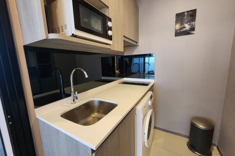 Студия в кондо в Районге, Таиланд № 159210 - фото 14