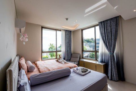 Condo in Hua Hin, Thailand, 3 bedrooms  № 159205 - photo 6