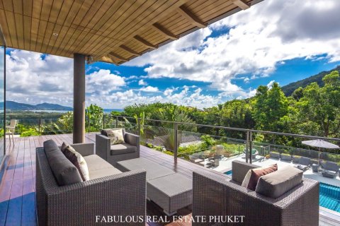 Villa in Bang Tao, Thailand 5 bedrooms № 179881