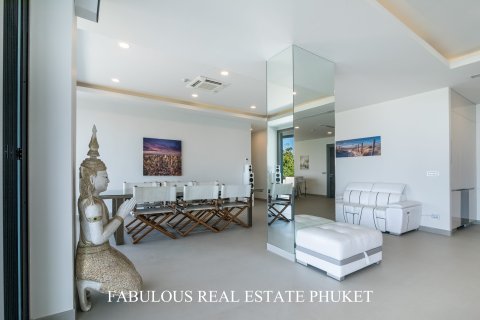 Penthouse on Surin Beach, Thailand 3 bedrooms № 179875 - photo 8