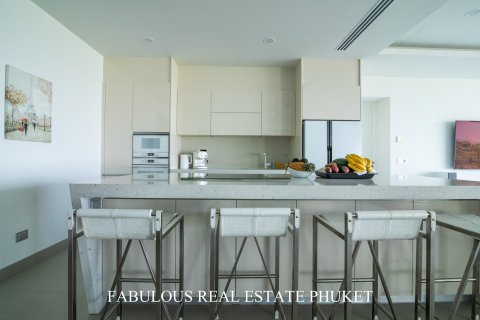 Penthouse on Surin Beach, Thailand 3 bedrooms № 179875 - photo 9