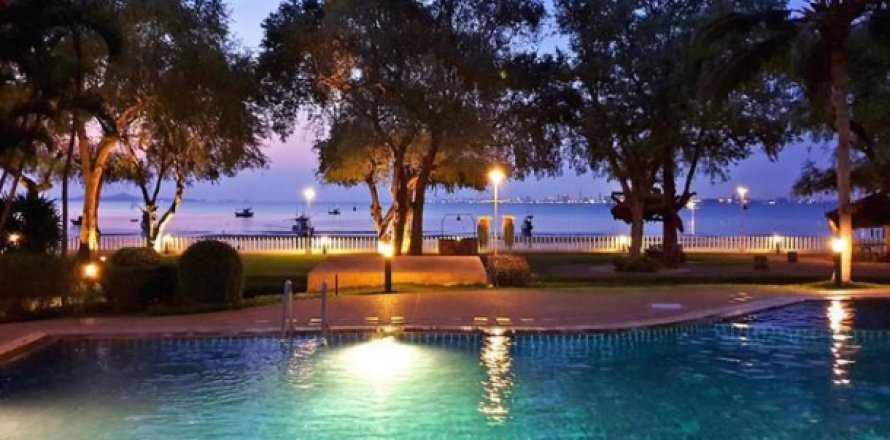 Apartment on Jomtien Beach, Pattaya, Thailand 2 bedrooms № 192800