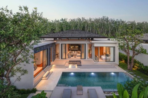 Villa in Hua Hin, Thailand 4 bedrooms № 116850 - photo 1