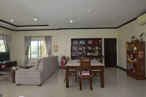 Вилла в Хуа Хине, Таиланд с 4 спальнями № 116848 - фото 5