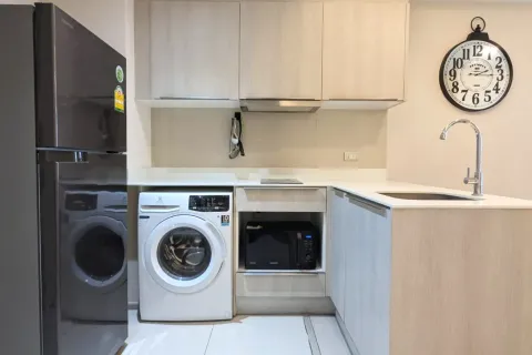 Condo in Khlong Toei, Bangkok, Thailand, 2 bedrooms  № 138767 - photo 24