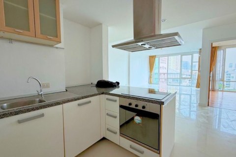 Кондоминиум с 2 спальнями в Клонг Тоэй, Бангкок, Таиланд № 173297 - фото 6