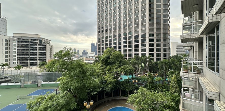 Condo in Pathum Wan, Bangkok, Thailand, 3 bedrooms № 149809