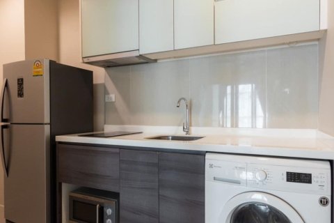 Студия в кондо в Сатхоне, Бангкок, Таиланд № 149812 - фото 9