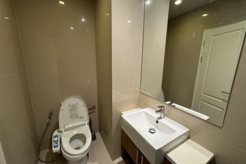 Condo à Khlong Toei, Bangkok, Thaïlande, 2 chambres  № 170860 - photo 10