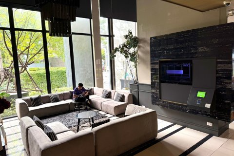 Studio dans le Condo à Din Daeng, Bangkok, Thaïlande  № 170862 - photo 11