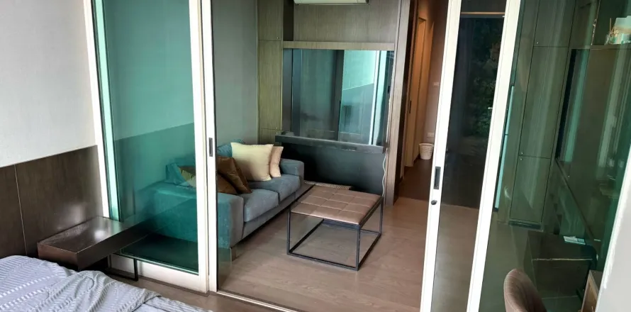 Studio dans le Condo à Din Daeng, Bangkok, Thaïlande  № 170862