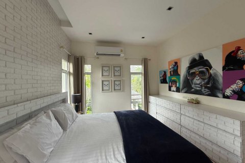 House in Bang Tao, Thailand 4 bedrooms № 36584 - photo 30