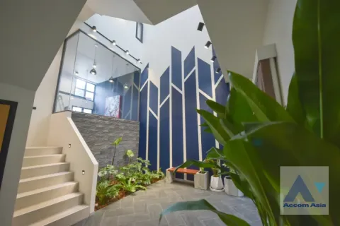 Haus in Samut Prakan, Thailand 5 Schlafzimmer № 216963 - Foto 5
