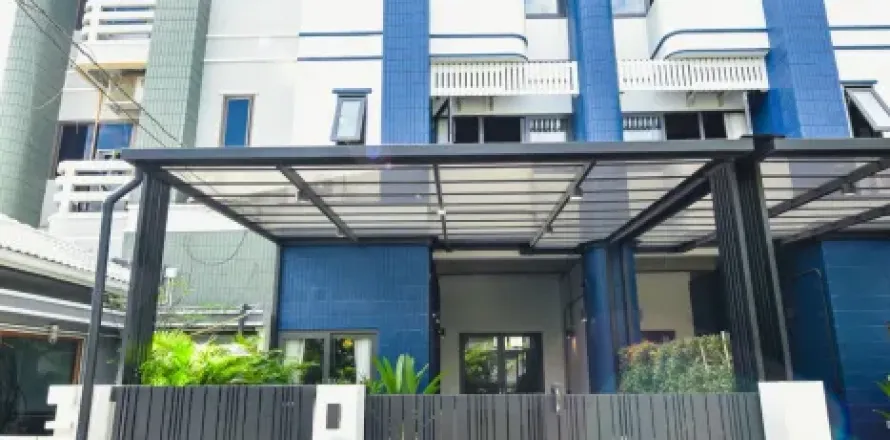 Haus in Samut Prakan, Thailand 5 Schlafzimmer № 216963