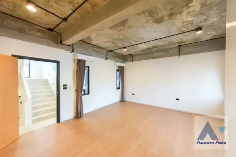 Haus in Samut Prakan, Thailand 5 Schlafzimmer № 216963 - Foto 17