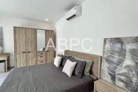 Casa de 3 dormitorios en Pattaya, Tailandia № 210931 - foto 10