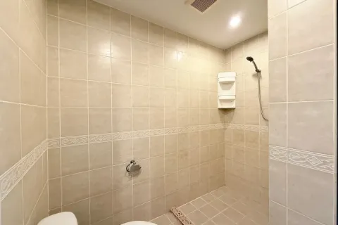 Estudio en el condominio en Jomtien Beach, Pattaya, Tailandia № 210933 - foto 28