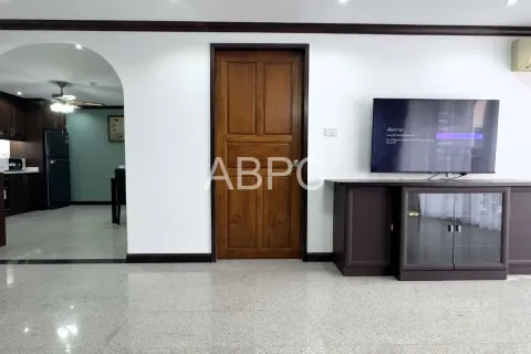 Condominio de 2 dormitorios en Jomtien Beach, Pattaya, Tailandia № 210932 - foto 16