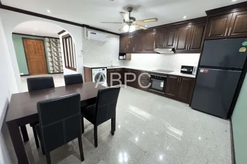 Condominio de 2 dormitorios en Jomtien Beach, Pattaya, Tailandia № 210932 - foto 9