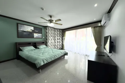 Condominio de 2 dormitorios en Jomtien Beach, Pattaya, Tailandia № 210932 - foto 14
