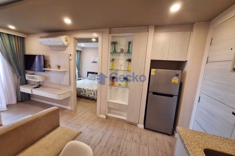 Condominio de 1 dormitorio en Pattaya, Tailandia № 209375 - foto 13