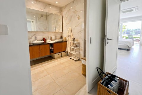 Villa in Hua Hin, Thailand 3 Schlafzimmer № 221860 - Foto 24