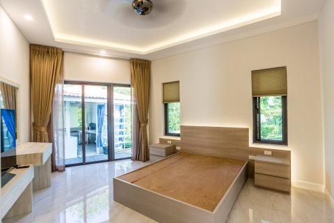 Villa in Pran Buri, Thailand 4 Schlafzimmer № 221861 - Foto 29