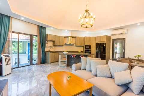 Villa in Pran Buri, Thailand 4 Schlafzimmer № 221861 - Foto 10