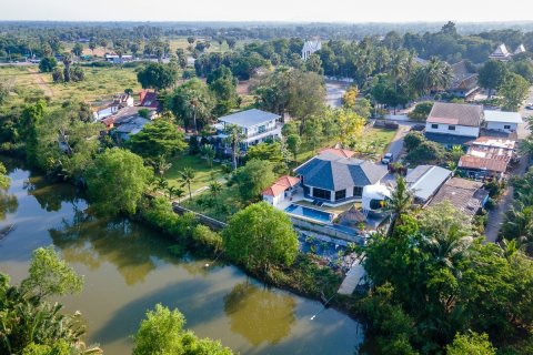 Villa in Pran Buri, Thailand 4 Schlafzimmer № 221861 - Foto 4