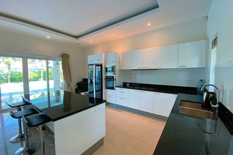 Villa in Cha-am, Thailand 4 Schlafzimmer № 221856 - Foto 18