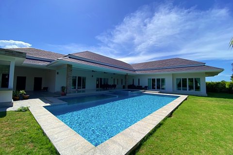 Villa in Cha-am, Thailand 4 Schlafzimmer № 221856 - Foto 3