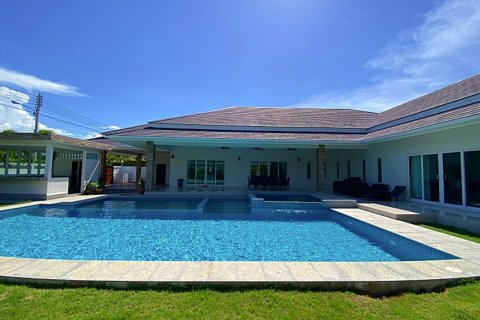 Villa in Cha-am, Thailand 4 Schlafzimmer № 221856 - Foto 4