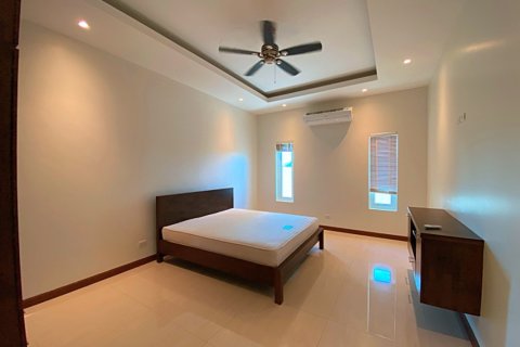 Villa in Cha-am, Thailand 4 Schlafzimmer № 221856 - Foto 26