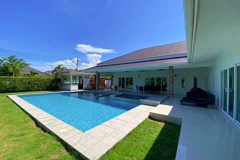 Villa in Cha-am, Thailand 4 Schlafzimmer № 221856 - Foto 7
