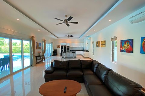 Villa in Cha-am, Thailand 4 Schlafzimmer № 221856 - Foto 24