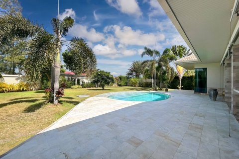 Villa in Sam Roi Yot, Thailand 3 Schlafzimmer № 221862 - Foto 4
