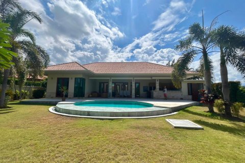 Villa in Sam Roi Yot, Thailand 3 Schlafzimmer № 221862 - Foto 2