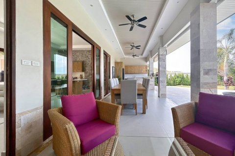 Villa in Sam Roi Yot, Thailand 3 Schlafzimmer № 221862 - Foto 23