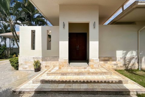 Villa in Sam Roi Yot, Thailand 3 Schlafzimmer № 221862 - Foto 16