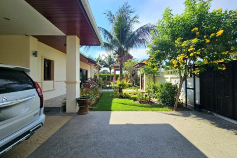 Villa in Hua Hin, Thailand 4 Schlafzimmer № 221859 - Foto 17