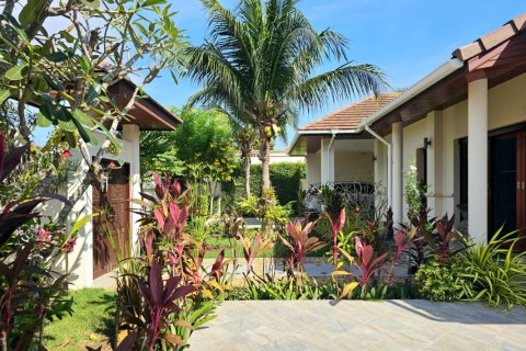 Villa in Hua Hin, Thailand 4 Schlafzimmer № 221859 - Foto 13