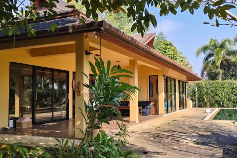 Villa in Chiang Rai, Thailand 4 bedrooms № 156912 - photo 3