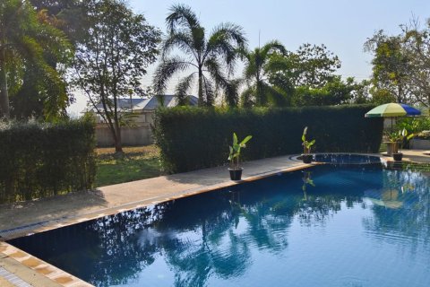 Villa in Chiang Rai, Thailand 4 bedrooms № 156912 - photo 10