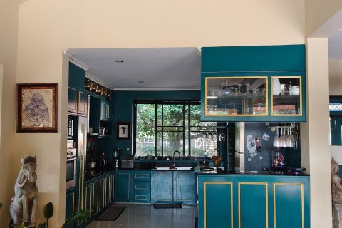 Villa in Chiang Rai, Thailand 4 bedrooms № 156912 - photo 5