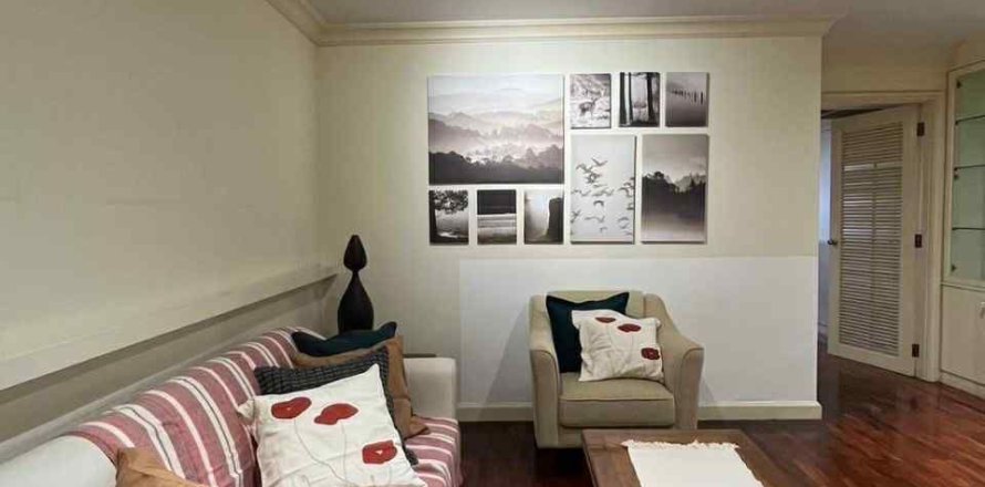 Condo in Watthana, Bangkok, Thailand, 2 bedrooms  № 156913