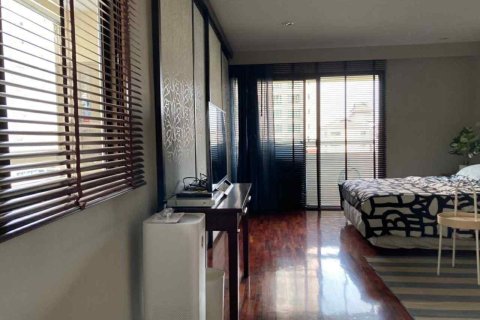 Condo in Watthana, Bangkok, Thailand, 2 bedrooms  № 156913 - photo 9