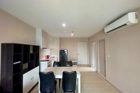 Condo à Khlong Toei, Bangkok, Thaïlande, 2 chambres  № 168936 - photo 10