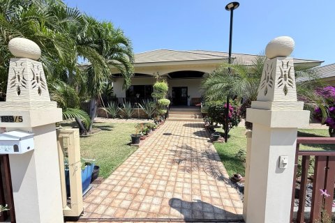 Villa à Cha-am, Thaïlande 3 chambres № 168941 - photo 2