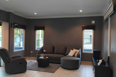 Вилла в Хуа Хине, Таиланд с 3 спальнями  № 151569 - фото 12