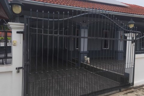 Вилла в Хуа Хине, Таиланд с 3 спальнями  № 151569 - фото 1